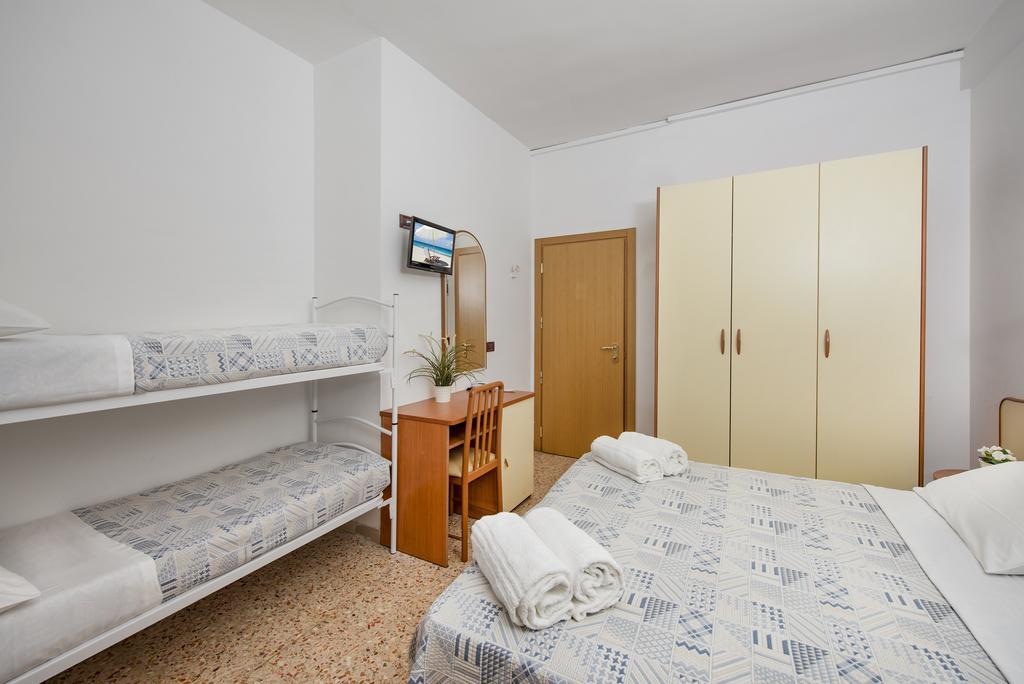 Hotel Mario Cesenatico Eksteriør billede