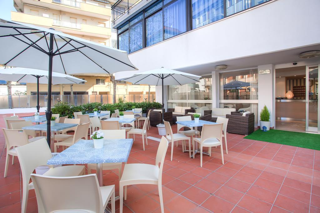 Hotel Mario Cesenatico Eksteriør billede